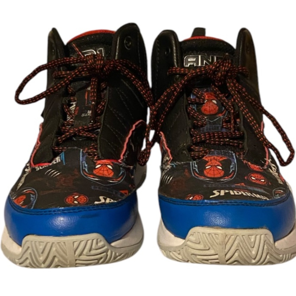 Men’s Size 9 Shaq And 1 Spider-Man shoes. Comfortable Shoes. - Picture 7 of 8